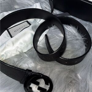 Gucci Black Leather Logo Belt